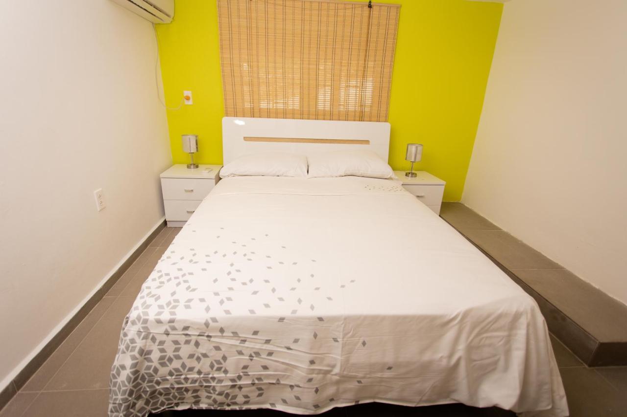 Westpunt Beach Apartments Willemstad Ngoại thất bức ảnh