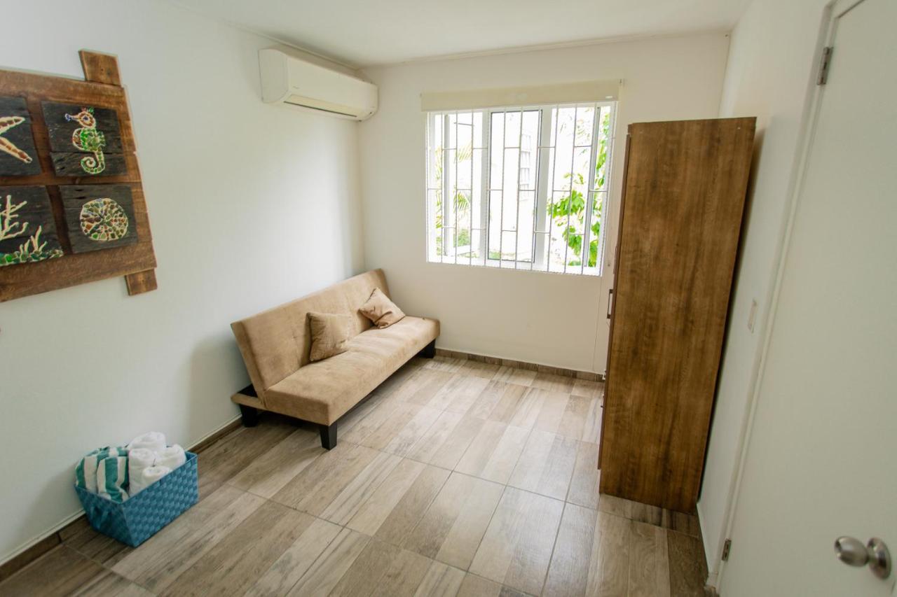 Westpunt Beach Apartments Willemstad Ngoại thất bức ảnh